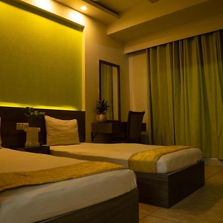 Laguna Beach Hotel & Resort Cox's Bazar Exteriör bild