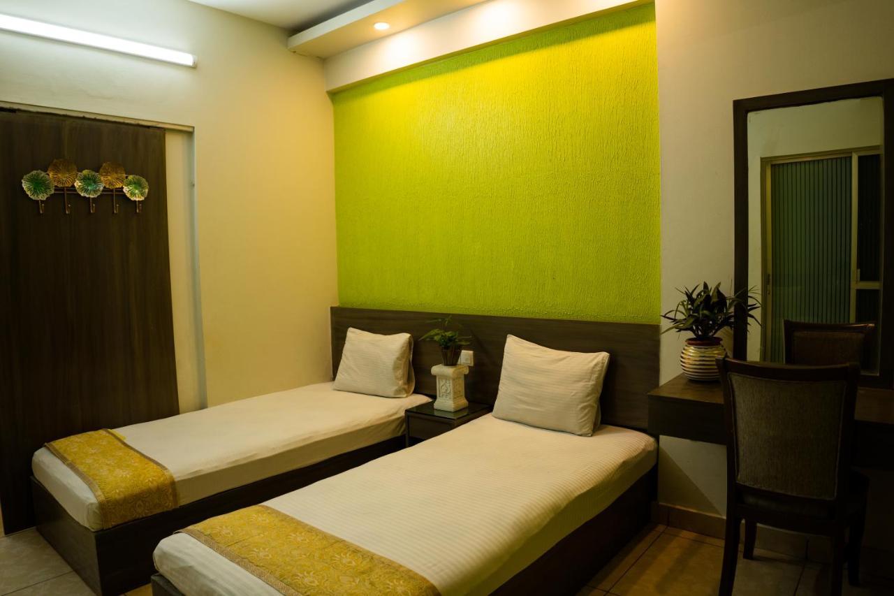 Laguna Beach Hotel & Resort Cox's Bazar Exteriör bild