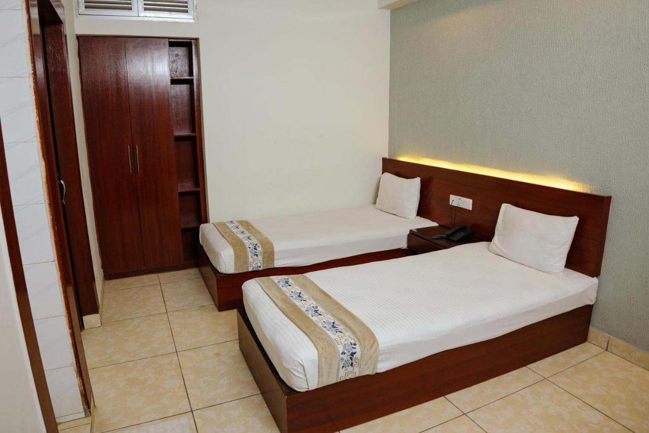 Laguna Beach Hotel & Resort Cox's Bazar Exteriör bild