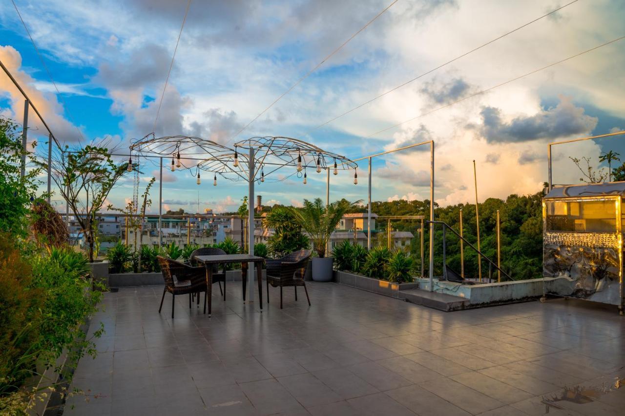 Laguna Beach Hotel & Resort Cox's Bazar Exteriör bild